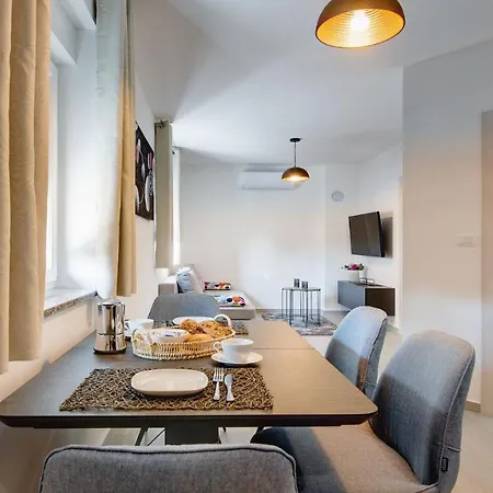 Apartment Exclusive