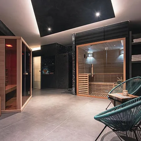 Exclusive Apartment *